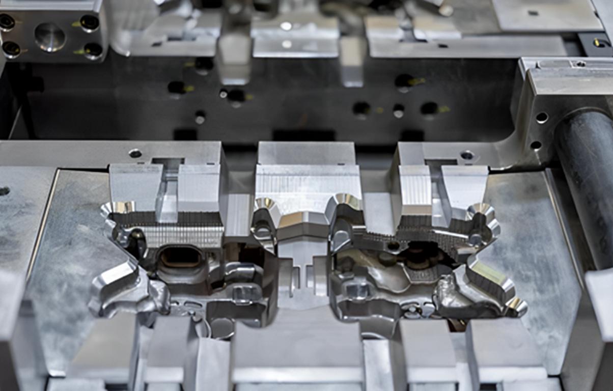 Read more about the article Mastering Die Casting: Molds, Aluminum Finishes, Machining, and Defect Prevention